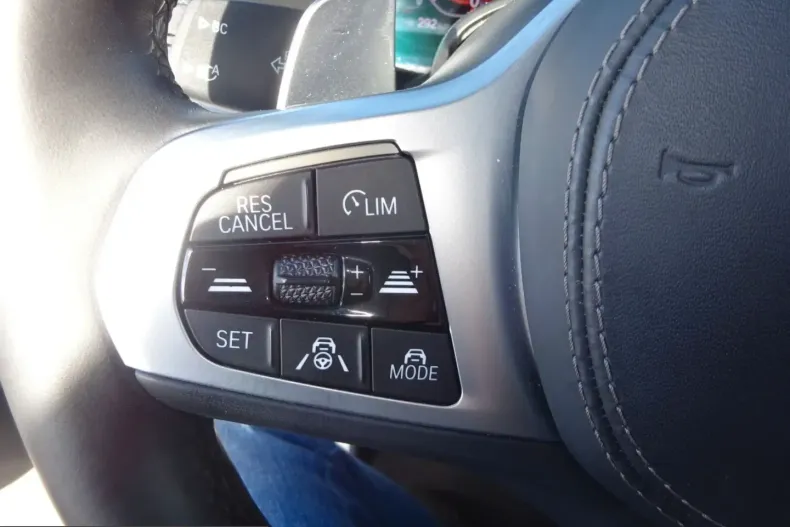 BMW X7 (Seria X) din 2021 cu 105.606 km - oferta BMW207829 - foto 31