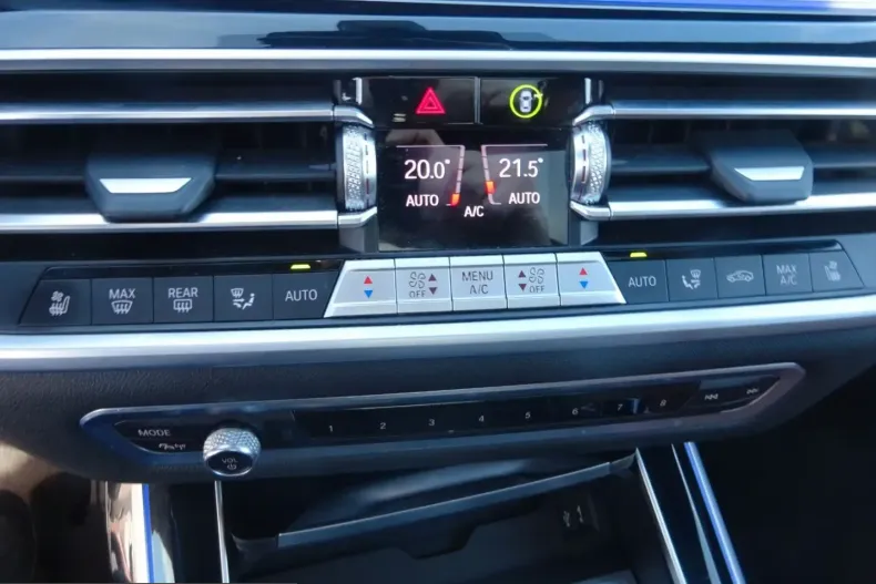 BMW X7 (Seria X) din 2021 cu 105.606 km - oferta BMW207829 - foto 35