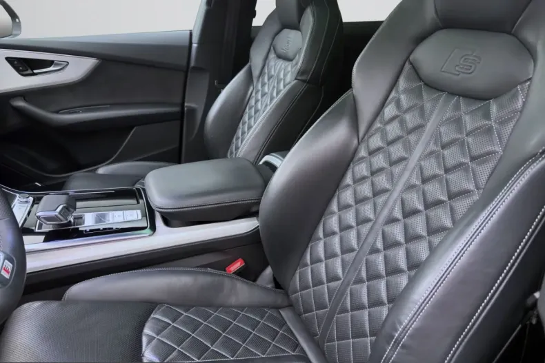 Audi Q8 din 2023 cu 80.795 km - oferta AUD207834 - foto 9