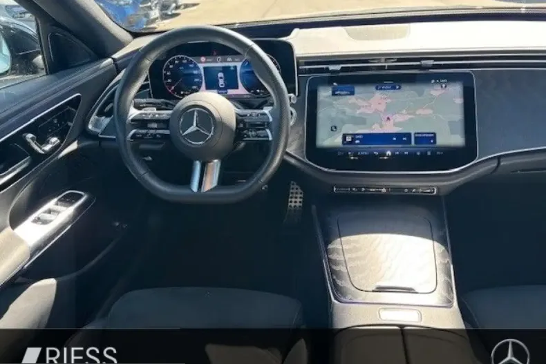 Mercedes-Benz E 400 (Clasa E) din 2024 cu 33.241 km - oferta MER207835 - foto 11