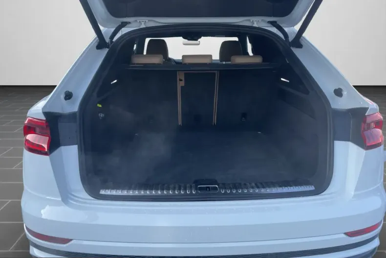 Audi Q8 din 2022 cu 72.490 km - oferta AUD207837 - foto 13