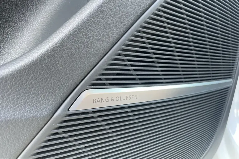 Audi Q8 din 2022 cu 72.490 km - oferta AUD207837 - foto 15