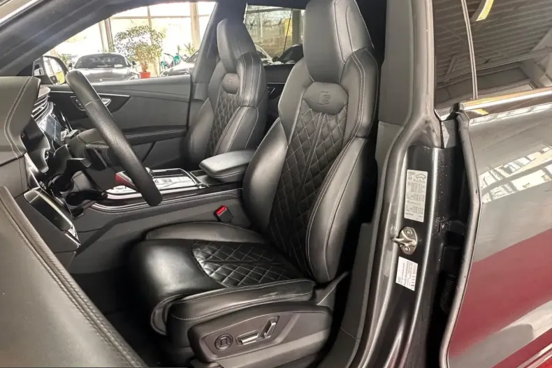 Audi Q8 din 2023 cu 122.652 km - oferta AUD207838 - foto 14