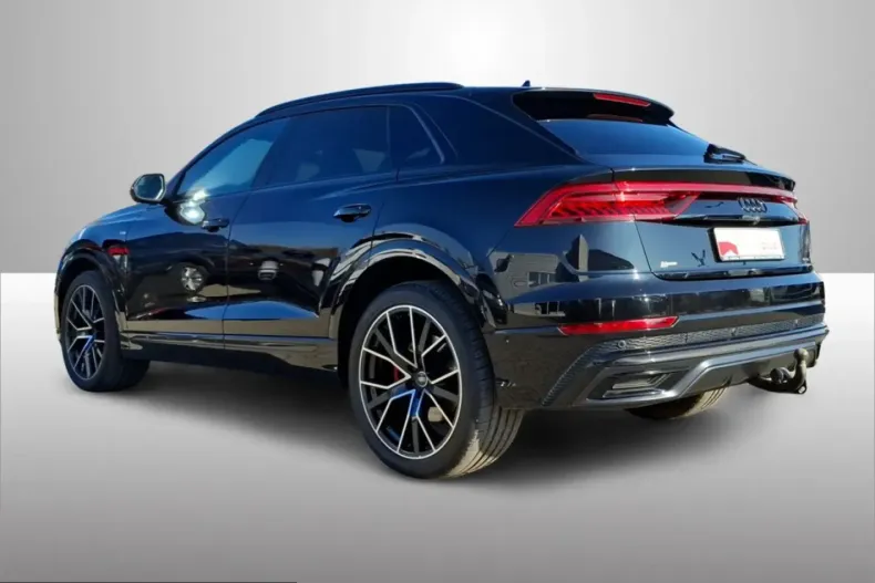 Audi Q8 din 2022 cu 120.980 km - oferta AUD207840 - foto 3