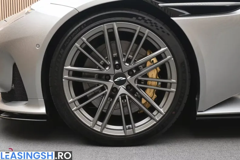 Aston Martin DB12 din 2024 cu 2.367 km - oferta AST207841 - foto 19