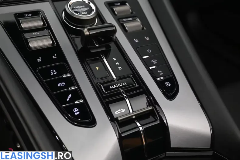 Aston Martin DB12 din 2024 cu 2.367 km - oferta AST207841 - foto 30