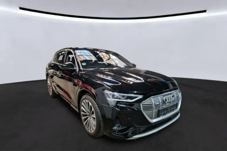 Audi e-tron din 2022 cu 50.400 km - oferta AUD207847 - foto 1