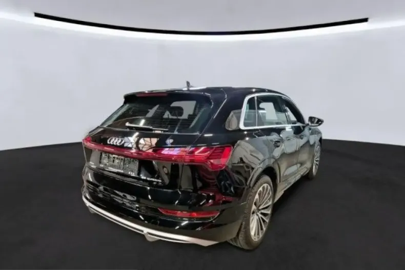 Audi e-tron din 2022 cu 50.400 km - oferta AUD207847 - foto 3