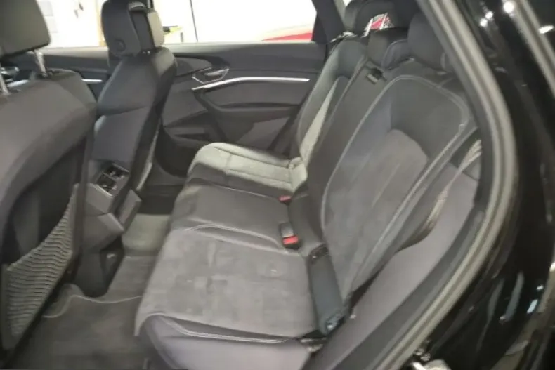 Audi e-tron din 2022 cu 50.400 km - oferta AUD207847 - foto 19