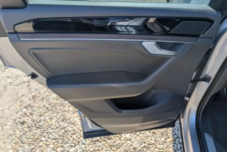 Volkswagen Touareg din 2021 cu 146.855 km - oferta VOL207849 - foto 16