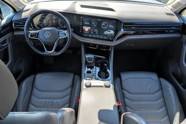 Volkswagen Touareg din 2021 cu 146.855 km - oferta VOL207849 - foto 22