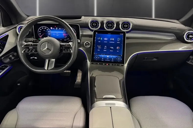 Mercedes-Benz GLC 300 (Clasa GLC) din 2024 cu 12.980 km - oferta MER207850 - foto 2