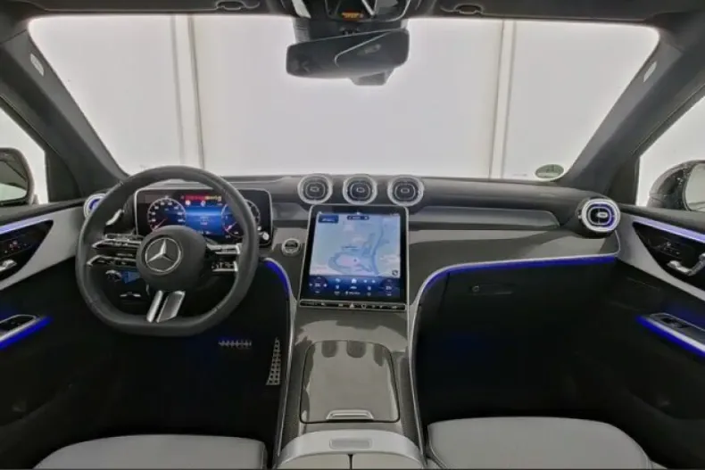 Mercedes-Benz GLC 300 (Clasa GLC) din 2025 cu 21.045 km - oferta MER207851 - foto 2