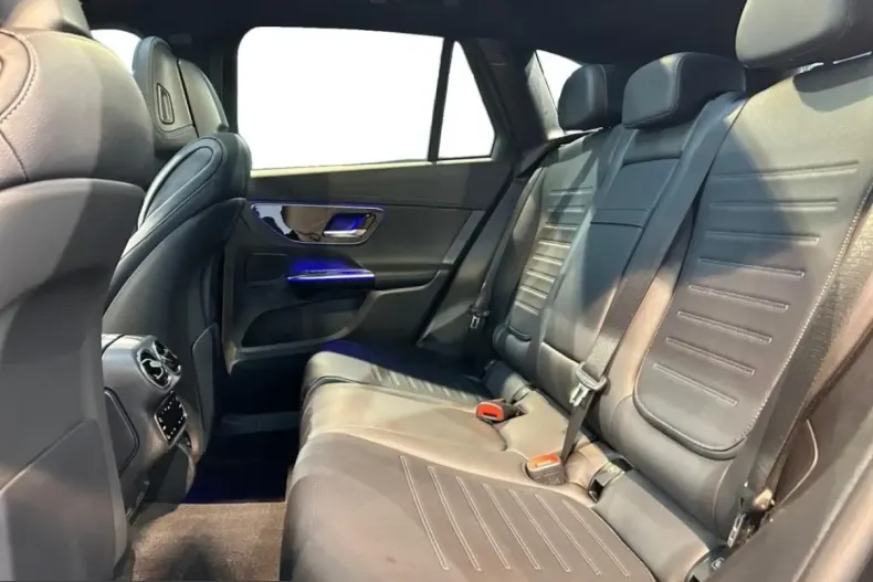 Mercedes-Benz GLC 300 (Clasa GLC) din 2023 cu 46.273 km - oferta MER207854 - foto 7