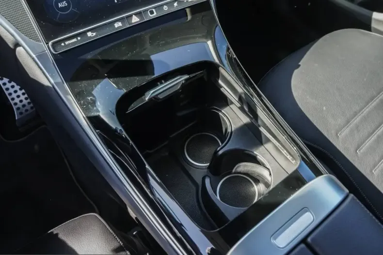 Mercedes-Benz GLC 220 (Clasa GLC) din 2023 cu 55.918 km - oferta MER207855 - foto 16