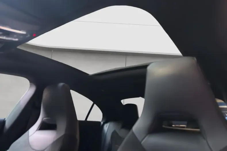 Mercedes-Benz CLA 35 AMG (Clasa CLA) din 2023 cu 48.106 km - oferta MER207856 - foto 16