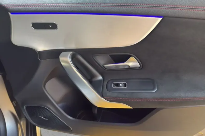 Mercedes-Benz CLA 35 AMG (Clasa CLA) din 2023 cu 48.106 km - oferta MER207856 - foto 20