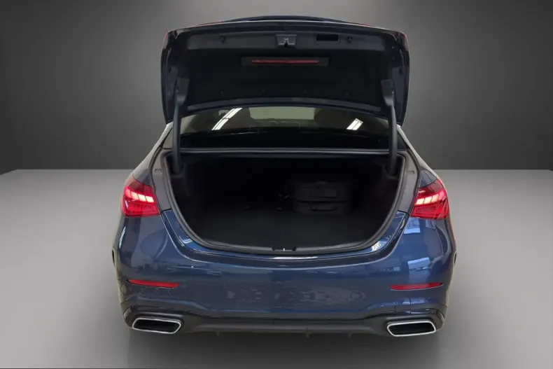 Mercedes-Benz C 300 (Clasa C) din 2025 cu 23.377 km - oferta MER207859 - foto 16