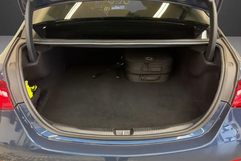 Mercedes-Benz C 300 (Clasa C) din 2025 cu 23.377 km - oferta MER207859 - foto 17