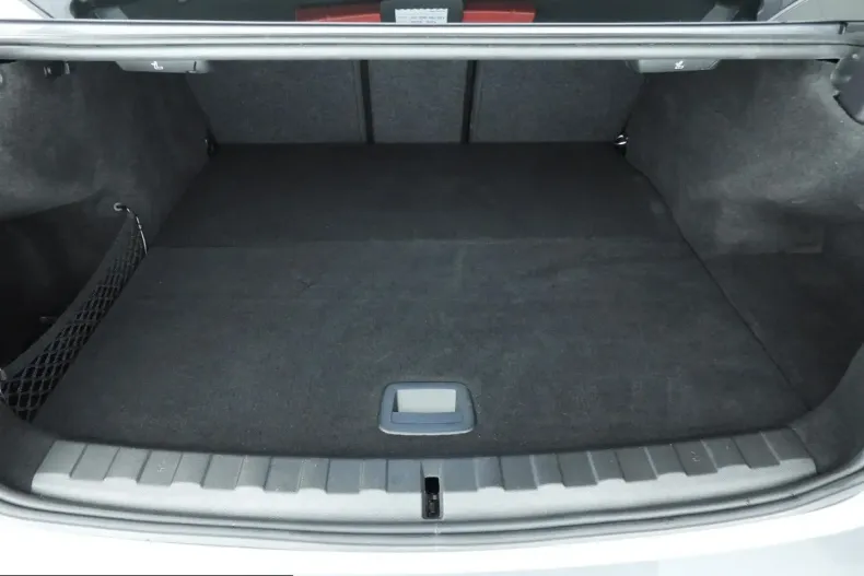 BMW 320 (Seria 3) din 2024 cu 33.000 km - oferta BMW207860 - foto 9