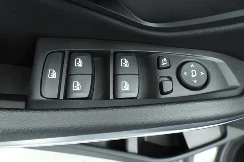 BMW 320 (Seria 3) din 2024 cu 33.000 km - oferta BMW207860 - foto 21