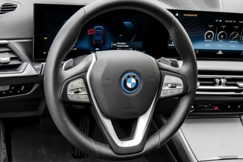 BMW 330 (Seria 3) din 2024 cu 49.827 km - oferta BMW207863 - foto 8