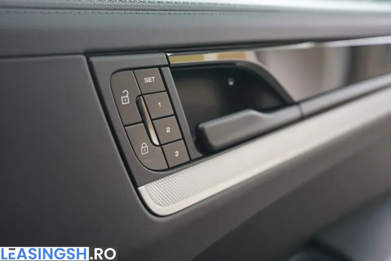 Porsche Cayenne din 2024 cu 19.350 km - oferta POR207864 - foto 19