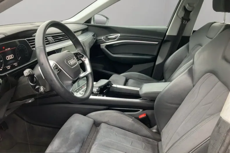 Audi e-tron din 2021 cu 67.300 km - oferta AUD207865 - foto 10