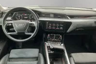 Audi e-tron din 2021 cu 67.300 km - oferta AUD207865 - foto 14