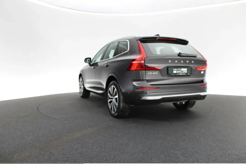 Volvo XC60 din 2021 cu 36.382 km - oferta VOL207868 - foto 3