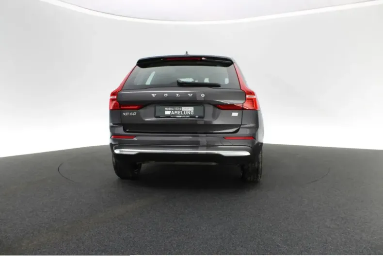 Volvo XC60 din 2021 cu 36.382 km - oferta VOL207868 - foto 4