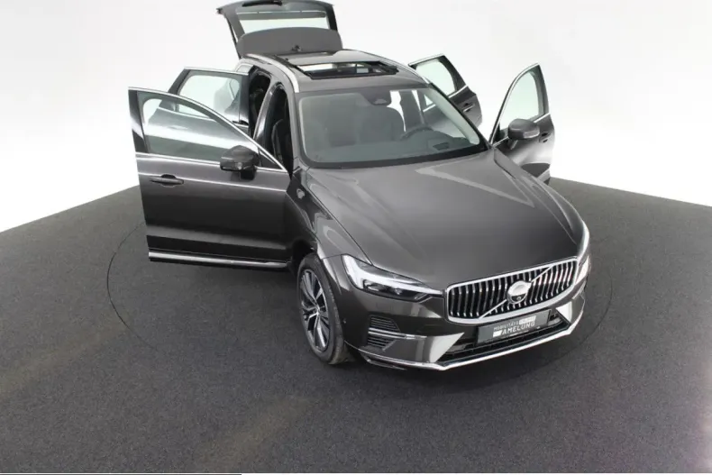 Volvo XC60 din 2021 cu 36.382 km - oferta VOL207868 - foto 25