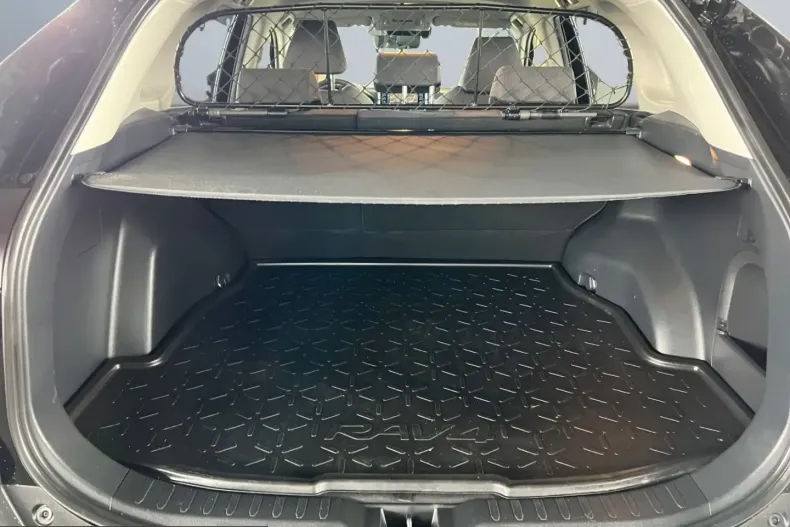 Toyota RAV4 din 2022 cu 64.035 km - oferta TOY207871 - foto 16