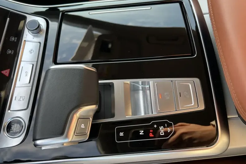 Audi Q8 din 2022 cu 116.580 km - oferta AUD207872 - foto 10