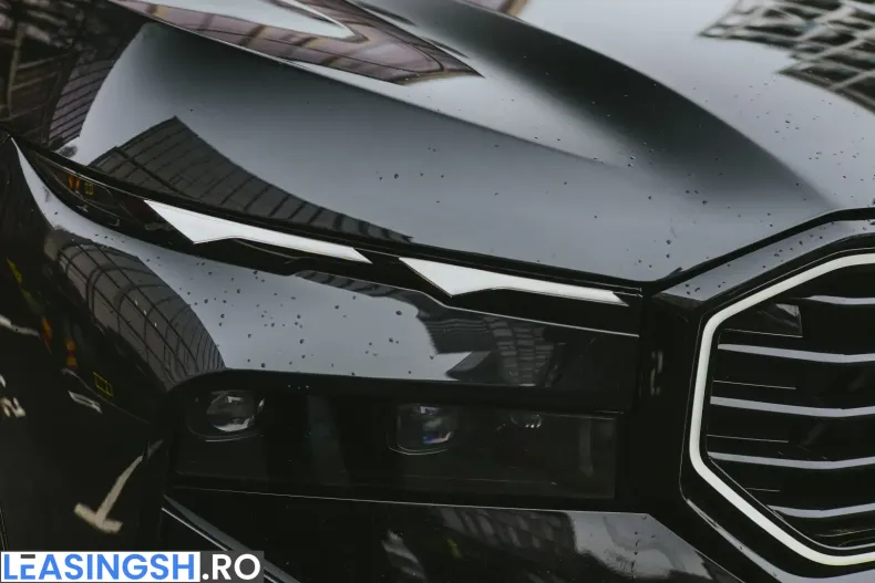 BMW XM (Seria X) din 2025 cu 7.200 km - oferta BMW207874 - foto 4