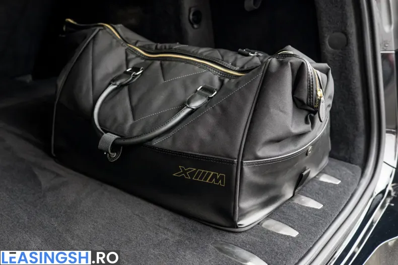 BMW XM (Seria X) din 2025 cu 7.200 km - oferta BMW207874 - foto 38