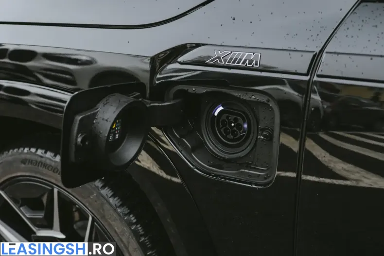 BMW XM (Seria X) din 2025 cu 7.200 km - oferta BMW207874 - foto 40