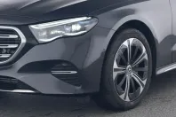 Mercedes-Benz E 400 (Clasa E) din 2025 cu 19.999 km - oferta MER207875 - foto 4