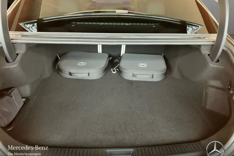 Mercedes-Benz E 400 (Clasa E) din 2025 cu 14.784 km - oferta MER207877 - foto 15