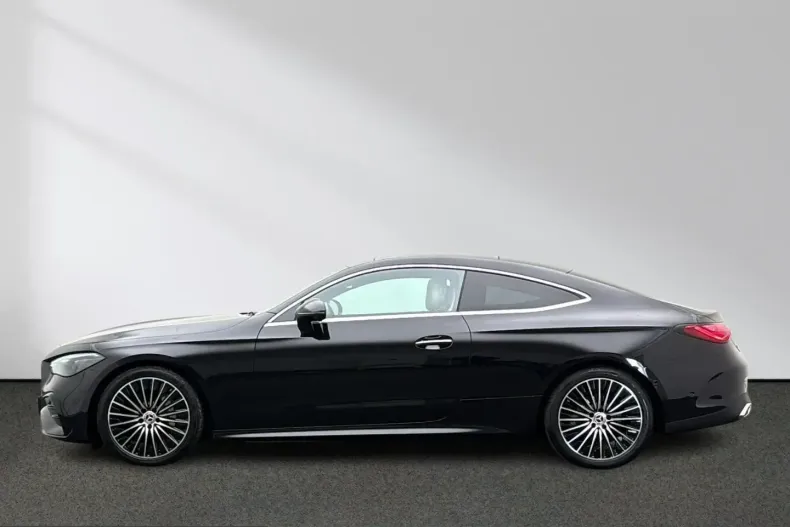 Mercedes-Benz CLE 300 (Clasa CLE) din 2025 cu 3.900 km - oferta MER207881 - foto 3