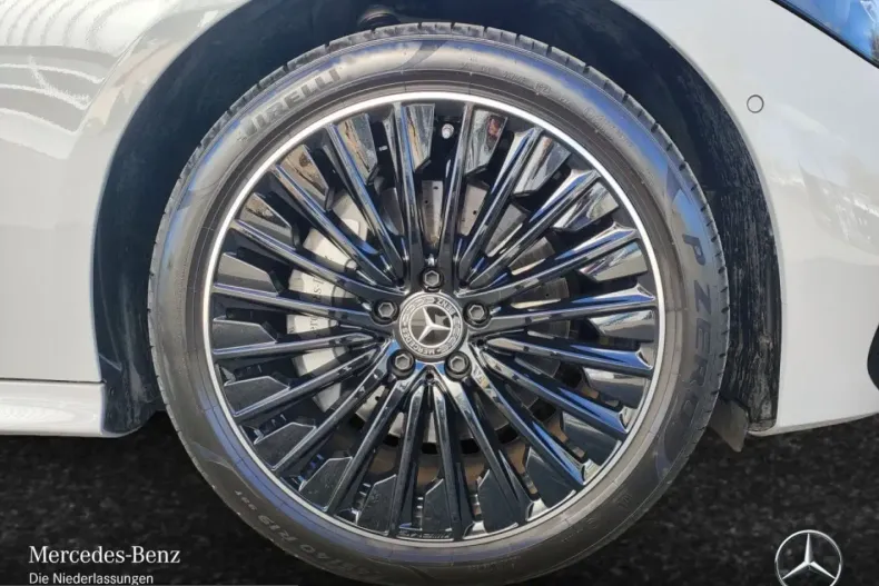 Mercedes-Benz CLE 300 (Clasa CLE) din 2025 cu 20.737 km - oferta MER207882 - foto 4