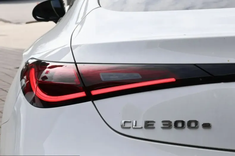 Mercedes-Benz CLE 300 (Clasa CLE) din 2025 cu 9.071 km - oferta MER207884 - foto 9