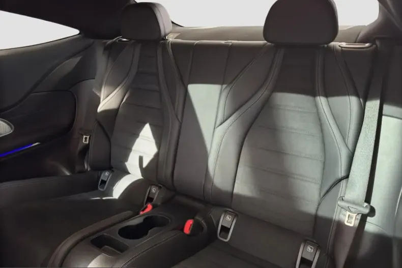 Mercedes-Benz CLE 450 (Clasa CLE) din 2024 cu 16.441 km - oferta MER207885 - foto 12