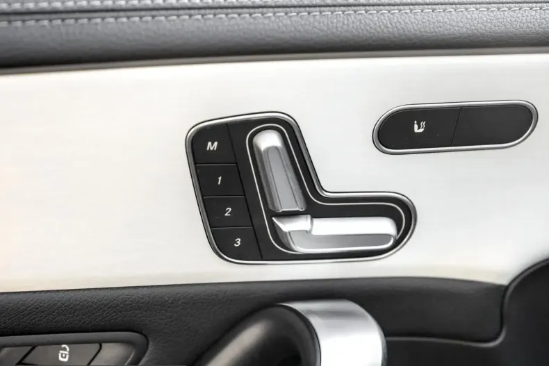 Mercedes-Benz CLA 35 AMG (Clasa CLA) din 2024 cu 26.482 km - oferta MER207891 - foto 14