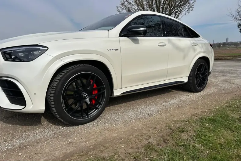 Mercedes-Benz GLE 63 AMG (Clasa GLE) din 2024 cu 27.500 km - oferta MER207906 - foto 9