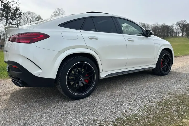 Mercedes-Benz GLE 63 AMG (Clasa GLE) din 2024 cu 27.500 km - oferta MER207906 - foto 10