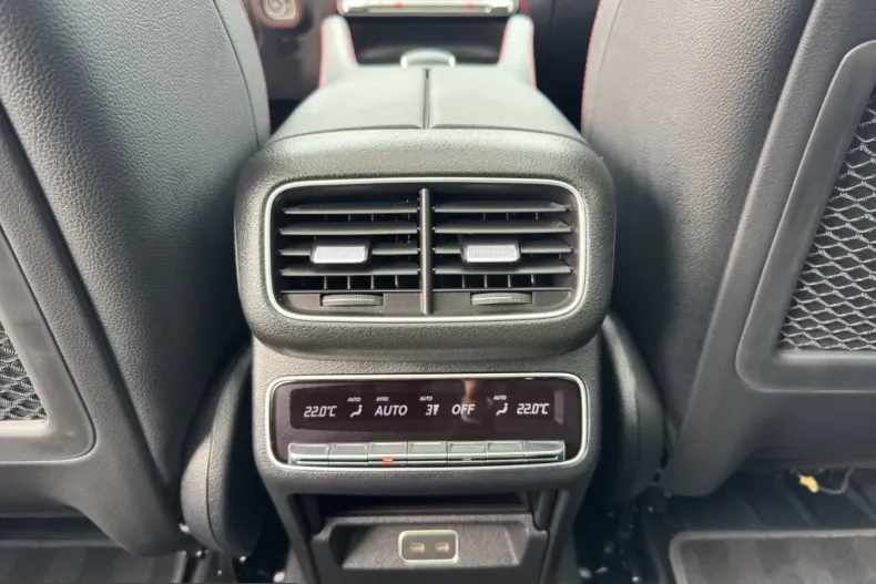 Mercedes-Benz GLE 53 AMG (Clasa GLE) din 2024 cu 10.300 km - oferta MER207909 - foto 17