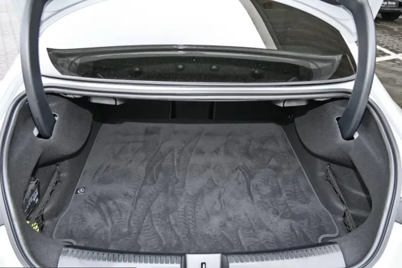 Mercedes-Benz CLA 45 AMG (Clasa CLA) din 2025 cu 4.200 km - oferta MER207910 - foto 8