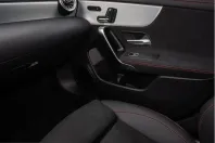 Mercedes-Benz CLA 45 AMG (Clasa CLA) din 2024 cu 12.458 km - oferta MER207911 - foto 16