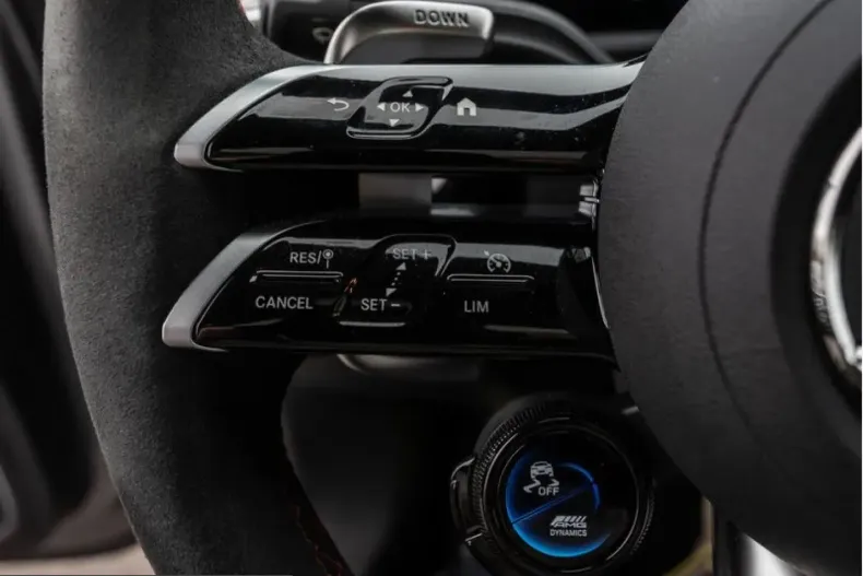 Mercedes-Benz CLA 45 AMG (Clasa CLA) din 2024 cu 12.458 km - oferta MER207911 - foto 18